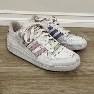 Adidas Sneakers with straps